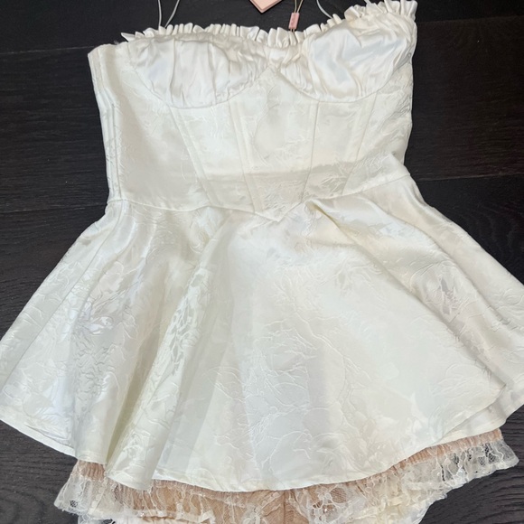 Nana Jacqueline White Strapless Mini Dress - Picture 2 of 4